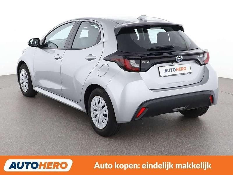 Occasion Toyota Yaris Hybrid Business Edition 116 PK (85 kW) 2022 Grijs Hatchback