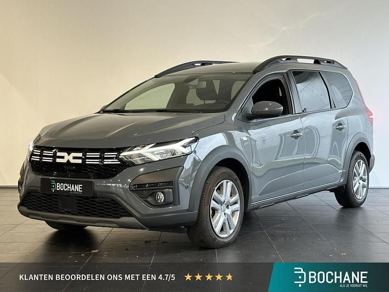 Grijs Gebruikt 2023 Dacia Jogger Expression MPV | € 19.295 (Eerlijke prijs) - Afbeelding 1/4
