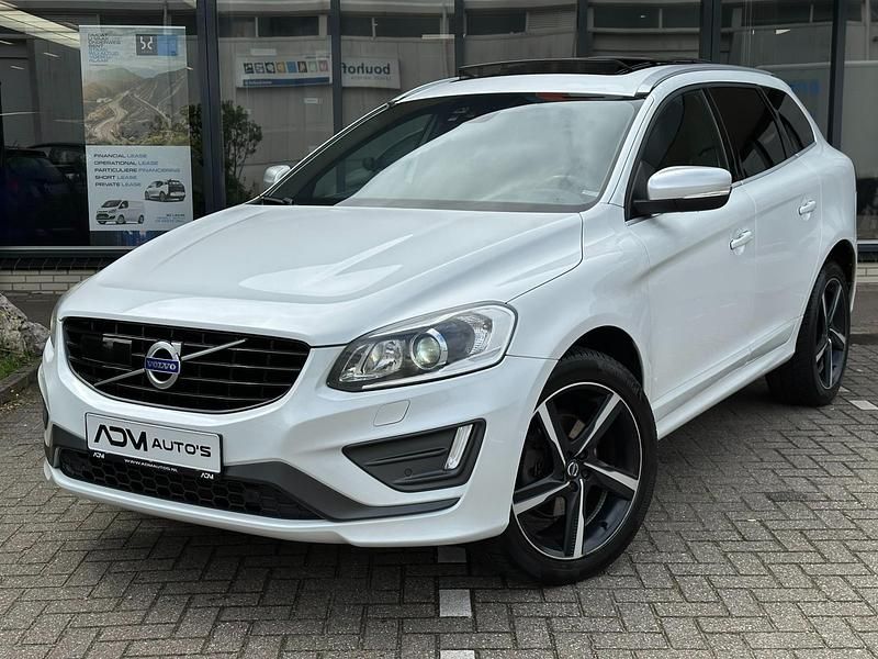 Wit Gebruikt 2016 Volvo XC60 R-Design SUV | € 22.450 (Iets duurder) - Afbeelding 1/4