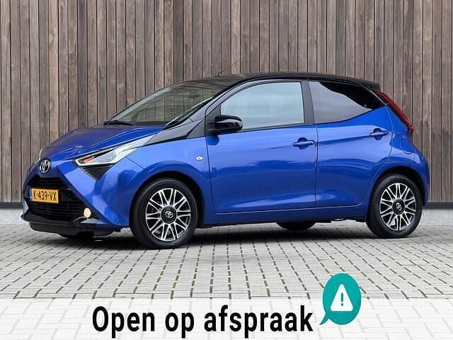 Blauw Gebruikt 2021 Toyota Aygo X-clusiv Hatchback | € 13.950 (Eerlijke prijs) - Afbeelding 1/4