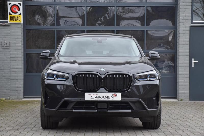 Occasion BMW X4 2024 Zwart SUV