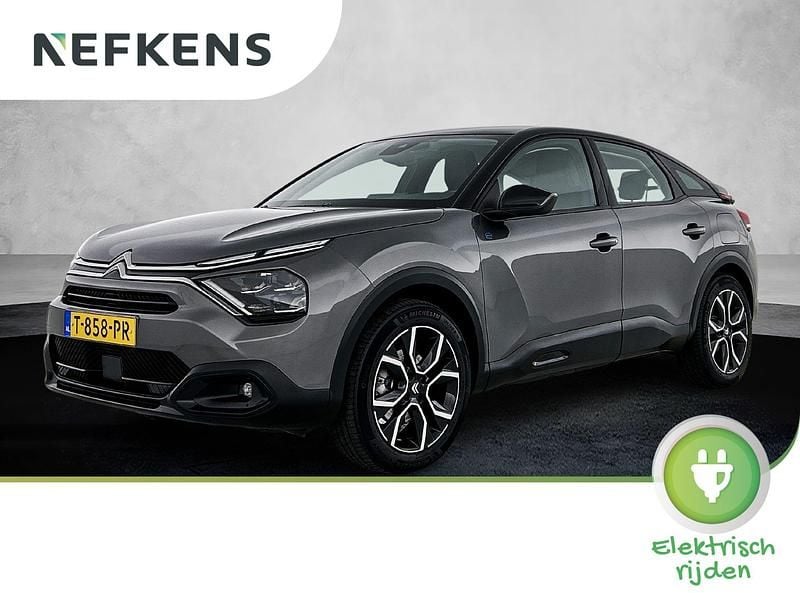 Grijs Gebruikt 2023 Citroën e-C4 Feel SUV | € 19.925 (Eerlijke prijs) - Afbeelding 1/3