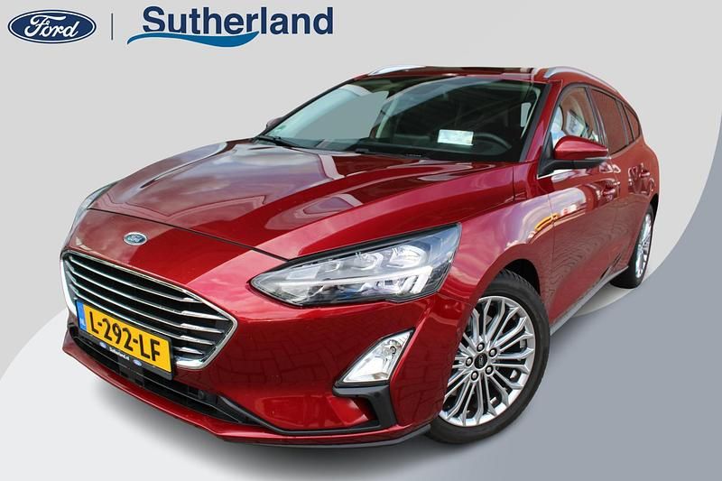 Rood Gebruikt 2020 Ford Focus Business Edition Stationwagen | € 17.450 (Eerlijke prijs) - Afbeelding 1/4