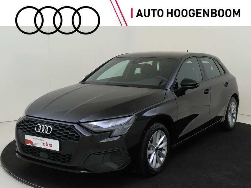 Zwart Gebruikt 2023 Audi A3 Sportback Proline Hatchback | € 27.750 (Eerlijke prijs) - Afbeelding 1/4