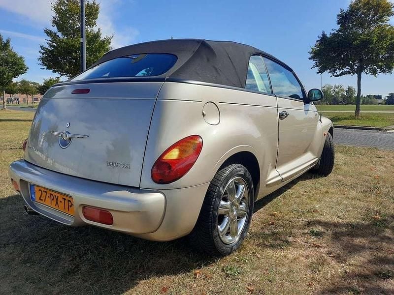 Occasion Chrysler PT Cruiser Limited 143 PK (105 kW) 2005 Geel Cabriolet