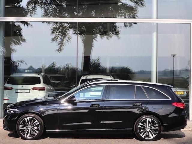 Occasion Mercedes C300 Luxury 2023 Zwart Stationwagen
