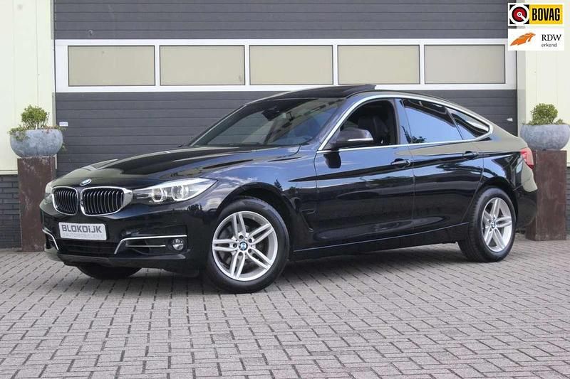 Zwart Gebruikt 2017 BMW 320 Gran Turismo Luxury Line Hatchback | € 19.700 (Eerlijke prijs) - Afbeelding 1/4