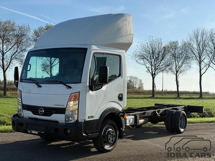 Wit Gebruikt 2014 Nissan Cabstar Pickup | € 7.000 - Afbeelding 1/4