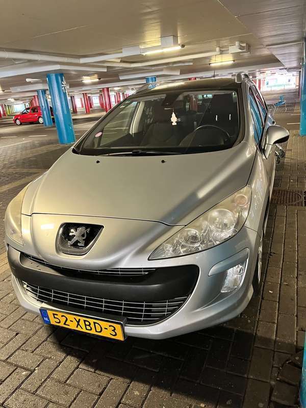 Zilver Gebruikt 2011 Peugeot 308 Allure Stationwagen | € 2.850 (Eerlijke prijs) - Afbeelding 1/4