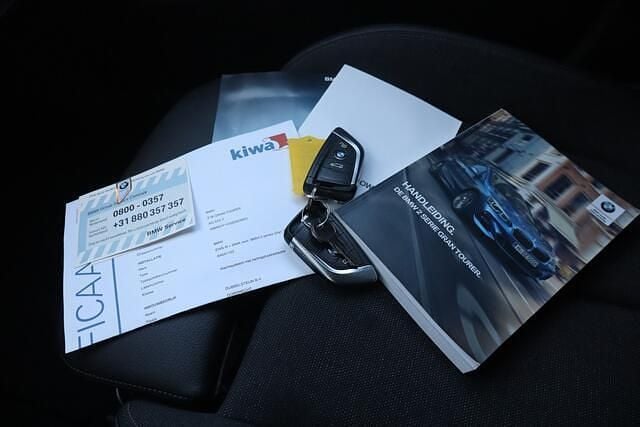 Occasion BMW 218 Executive 140 PK (102 kW) 2019 Grijs Stationwagen