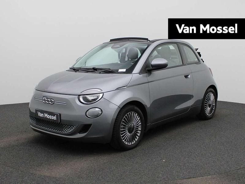 Grijs Occasion 2023 Fiat 500C Icon Cabriolet | € 20.900 (Eerlijke prijs) - Afbeelding 1/4