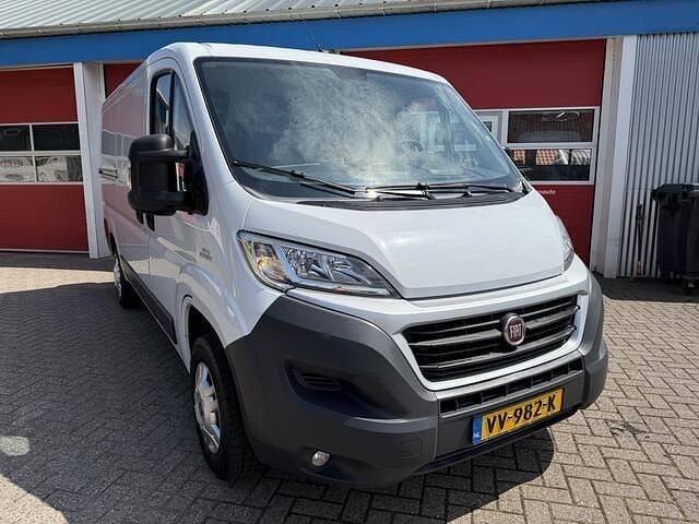 Wit Gebruikt 2016 Fiat Ducato Van | € 8.950 (Goede deal) - Afbeelding 1/4