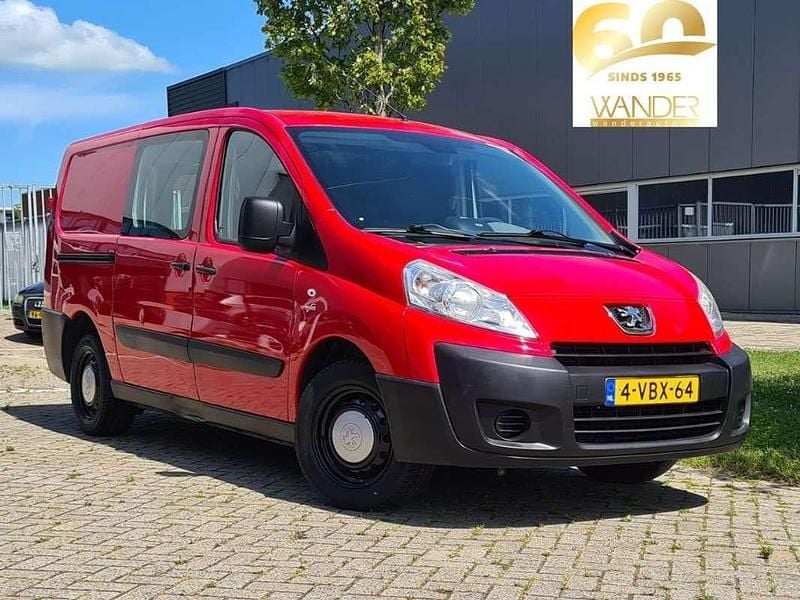 Rood Gebruikt 2009 Peugeot Expert Van | € 3.990 (Eerlijke prijs) - Afbeelding 1/4