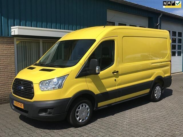 Geel Gebruikt 2017 Ford Transit Trend Van | € 10.950 (Super prijs) - Afbeelding 1/4