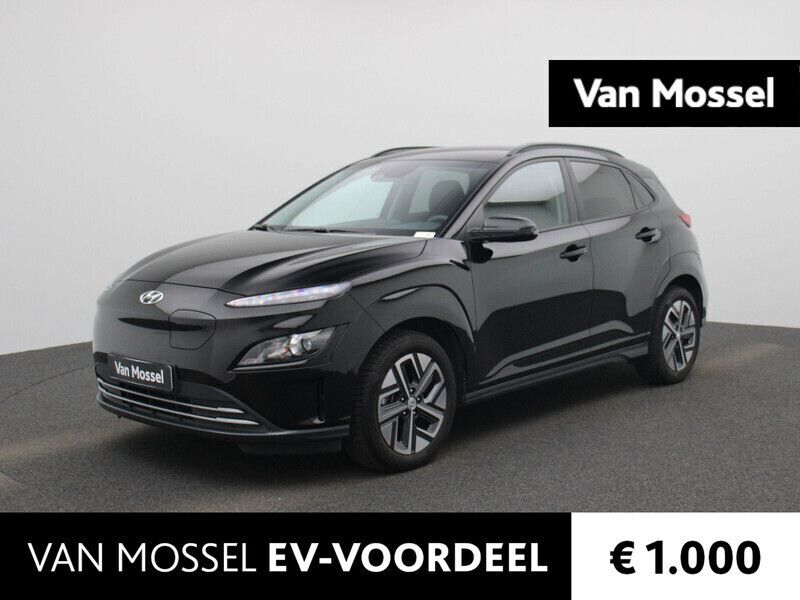 Zwart Gebruikt 2023 Hyundai Kona SUV | € 20.900 (Goede deal) - Afbeelding 1/4