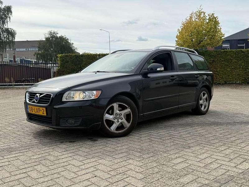 Zwart Gebruikt 2010 Volvo V50 Stationwagen | € 1.799 (Super prijs) - Afbeelding 1/4