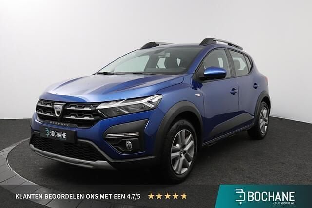 Blauw Gebruikt 2023 Dacia Sandero Comfort Hatchback | € 17.400 (Eerlijke prijs) - Afbeelding 1/4