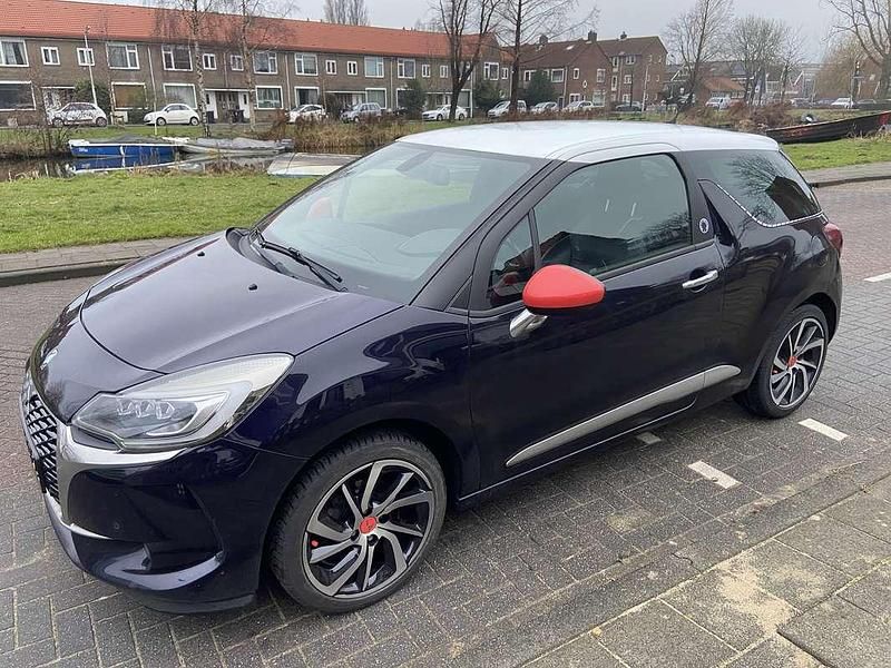 Occasion DS Automobiles DS3 Crossback 110 PK (80 kW) 2018 Blauw SUV
