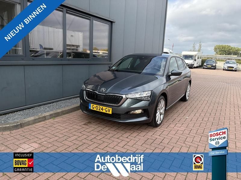 Grijs Gebruikt 2019 Skoda Scala Business Line Hatchback | € 14.950 (Eerlijke prijs) - Afbeelding 1/4