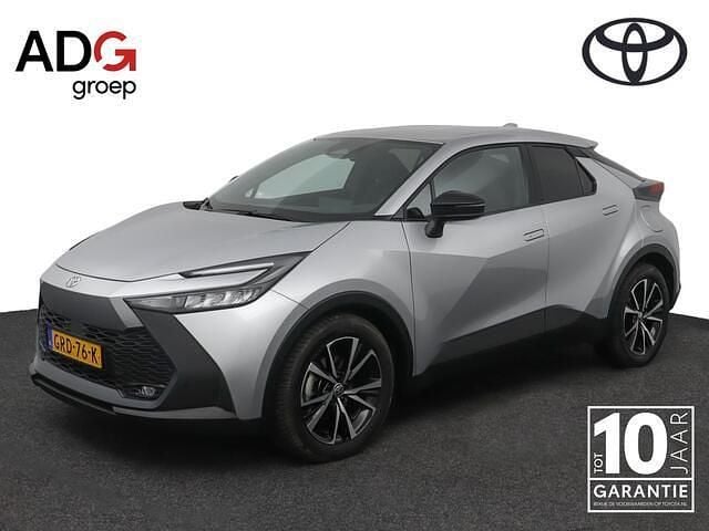 Grijs Gebruikt 2024 Toyota C-HR SUV | € 32.950 (Super prijs) - Afbeelding 1/4