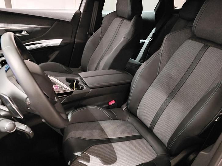 Occasion Peugeot e-3008 Allure 133 kW (181 PK) 2024 SUV