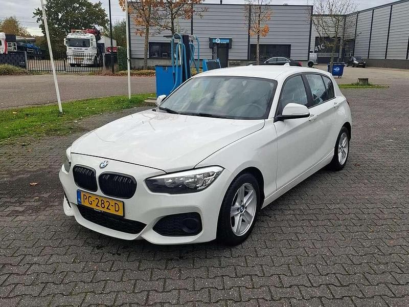 Wit Gebruikt 2012 BMW 116 Hatchback | € 6.550 (Goede deal) - Afbeelding 1/4