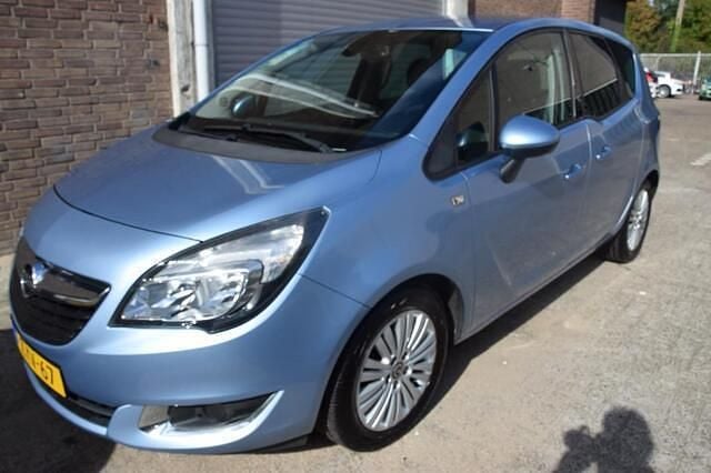 Blauw Gebruikt 2015 Opel Meriva Design Edition MPV | € 4.799 (Eerlijke prijs) - Afbeelding 1/4
