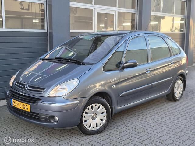 Grijs Gebruikt 2006 Citroën Xsara Picasso MPV | € 3.950 - Afbeelding 1/4