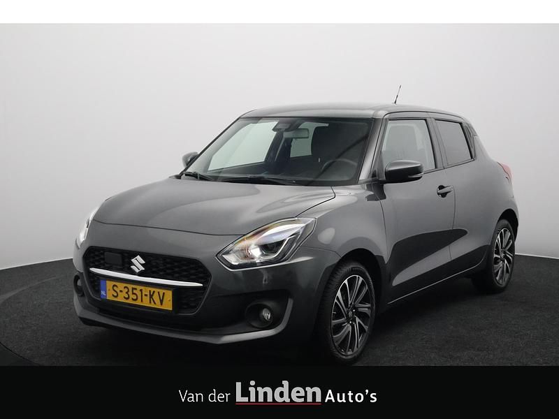 Grijs Gebruikt 2023 Suzuki Swift Style Hatchback | € 17.450 (Eerlijke prijs) - Afbeelding 1/4