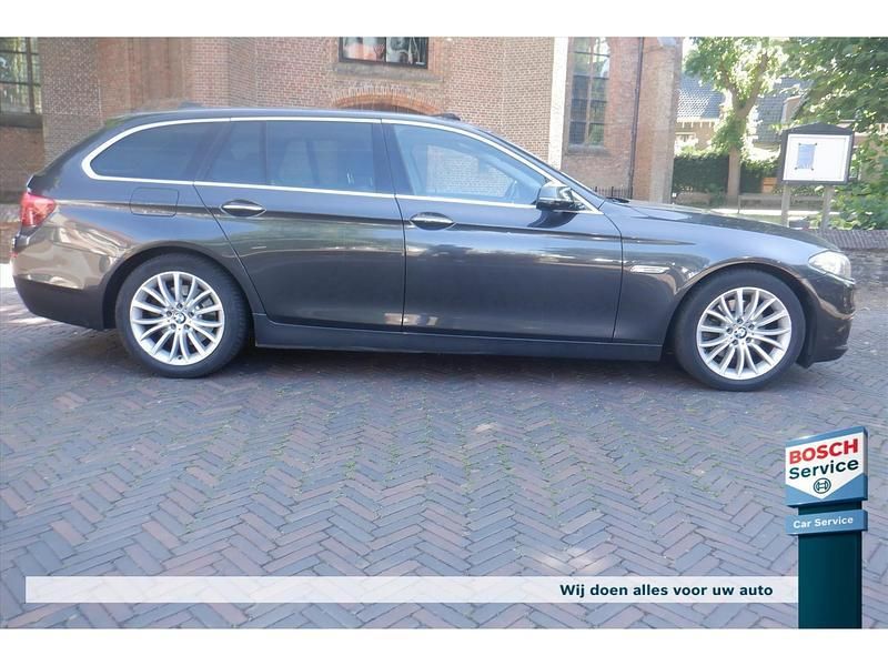 Grijs Gebruikt 2014 BMW 520 Basis Stationwagen | € 8.850 (Eerlijke prijs) - Afbeelding 1/4