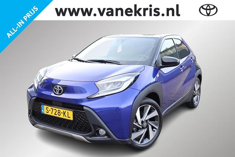 Blauw Occasion 2023 Toyota Aygo X Envy SUV | € 19.599 (Eerlijke prijs) - Afbeelding 1/4