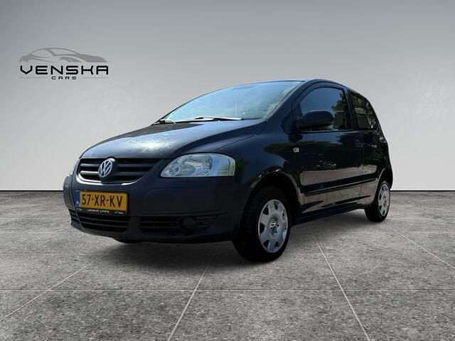 Grijs Gebruikt 2007 VW Fox Trendline Hatchback | € 1.499 (Eerlijke prijs) - Afbeelding 1/4