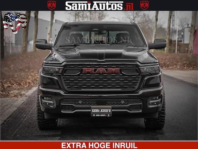Nieuw Dodge Ram 2025 Zwart (metallic) Pickup