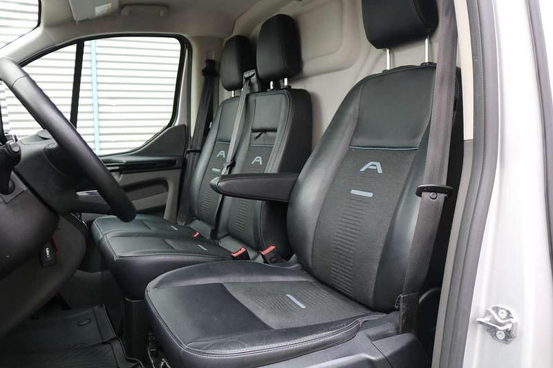 Occasion Ford Transit Custom Active 131 PK (96 kW) 2022 Zilver Van