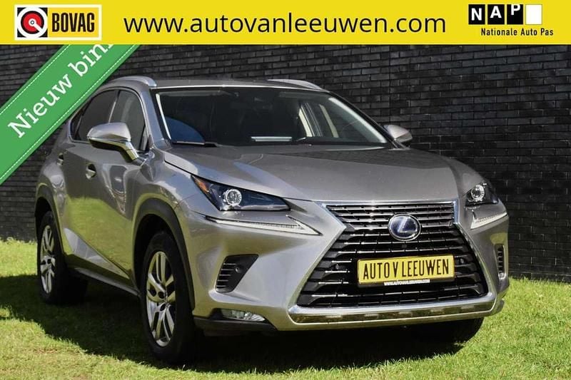 Grijs Gebruikt 2019 Lexus NX300h Luxury Line SUV | € 27.925 (Super prijs) - Afbeelding 1/4