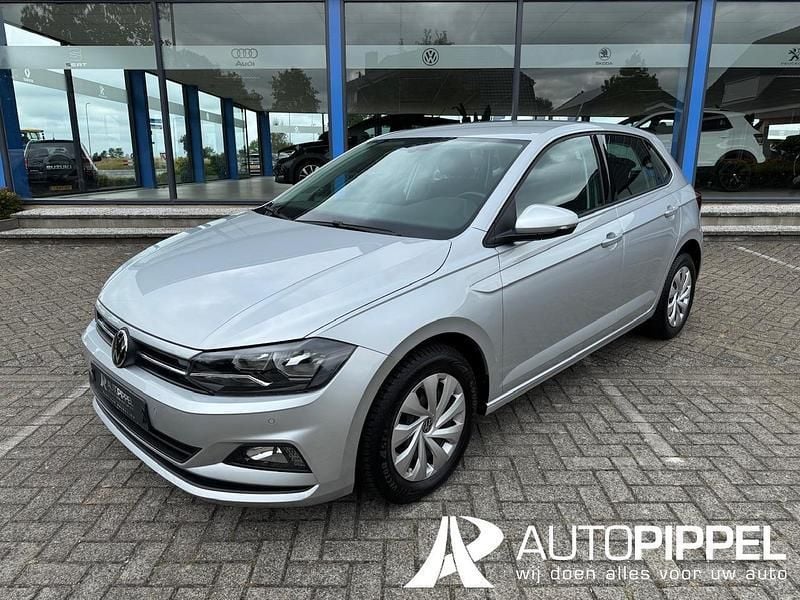 Zilver Gebruikt 2021 VW Polo Comfortline Hatchback | € 20.745 (Goede deal) - Afbeelding 1/2