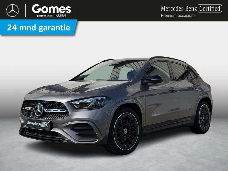 Grijs Gebruikt 2024 Mercedes GLA180 AMG line SUV | € 54.950 (Eerlijke prijs) - Afbeelding 1/4