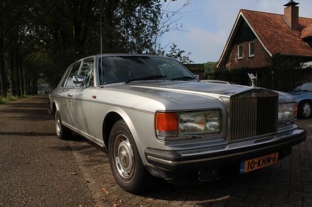 Grijs Gebruikt 1982 Rolls Royce Silver Spirit Sedan | € 11.950 - Afbeelding 1/4
