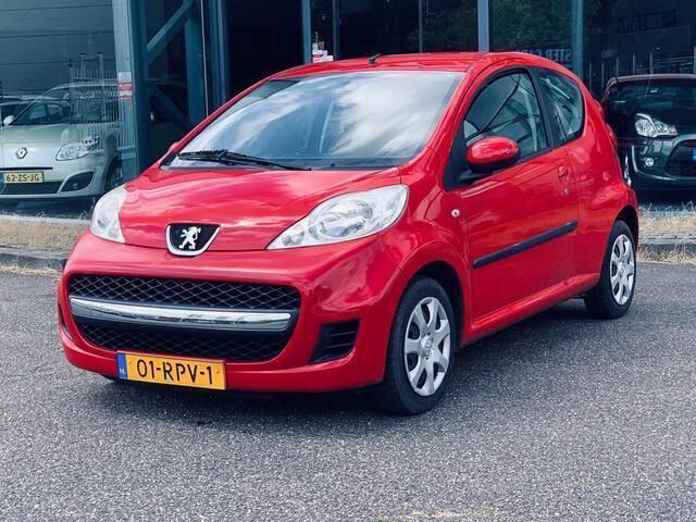 Occasion Peugeot 107 68 PK (50 kW) 2011 Rood Hatchback