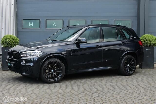 Zwart Gebruikt 2017 BMW X5 M Sport SUV | € 33.740 (Goede deal) - Afbeelding 1/4