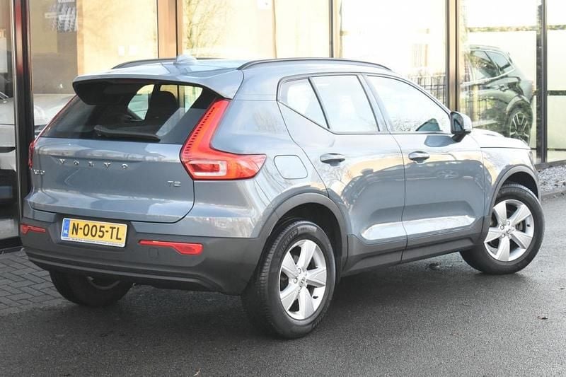 Occasion Volvo XC40 Momentum 129 PK (94 kW) 2022 Grijs SUV
