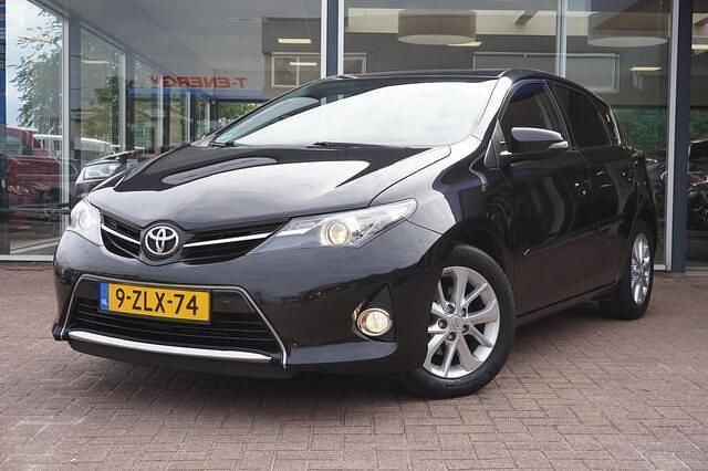 Zwart Gebruikt 2013 Toyota Auris Hatchback | € 8.950 (Eerlijke prijs) - Afbeelding 1/4