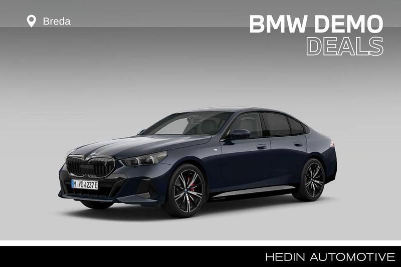 Zwart Gebruikt 2025 BMW i5 M Sport Sedan | € 67.880 (Super prijs) - Afbeelding 1/3