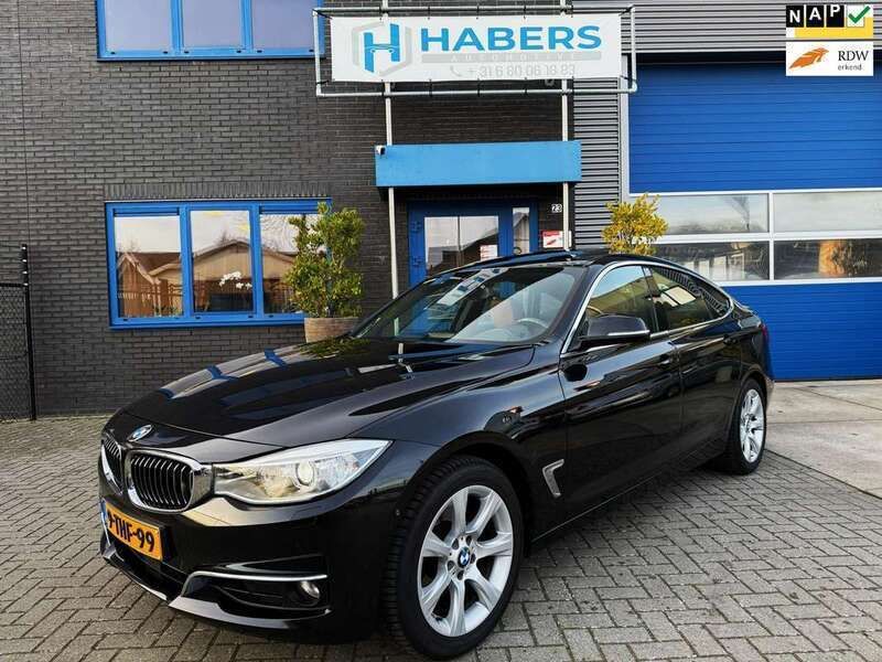 Zwart Gebruikt 2014 BMW 328 Gran Turismo Executive Hatchback | € 17.445 (Eerlijke prijs) - Afbeelding 1/4