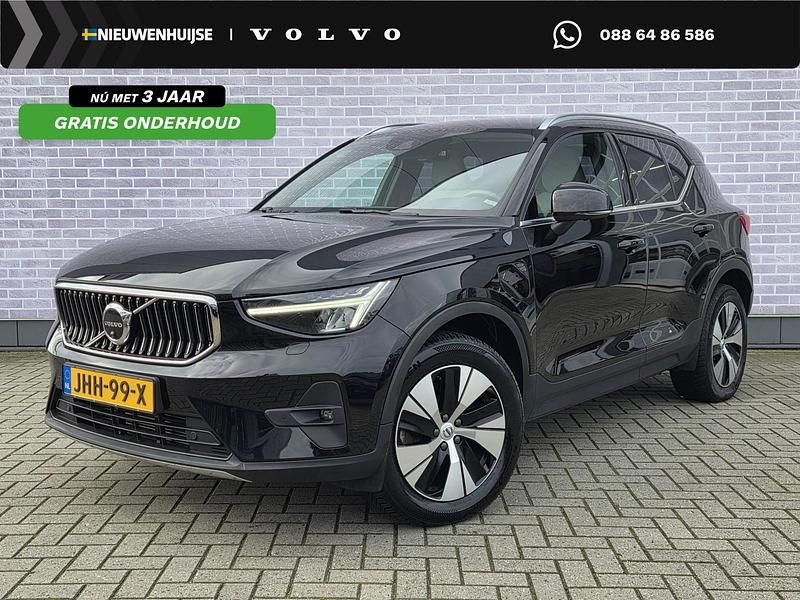 Zwart Gebruikt 2022 Volvo XC40 Inscription SUV | € 33.899 (Iets duurder) - Afbeelding 1/4