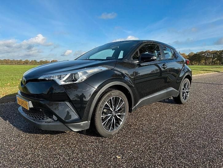 Occasion 2017 Toyota C-HR SUV | € 14.500 (Goede deal) - Afbeelding 1/4