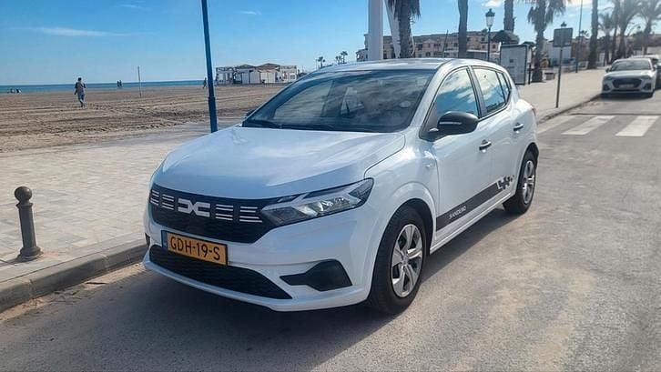 Occasion 2024 Dacia Sandero | € 15.500 (Goede deal) - Afbeelding 1/4