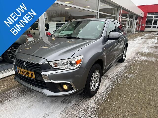 Grijs Occasion 2017 Mitsubishi ASX SUV | € 12.950 (Eerlijke prijs) - Afbeelding 1/4