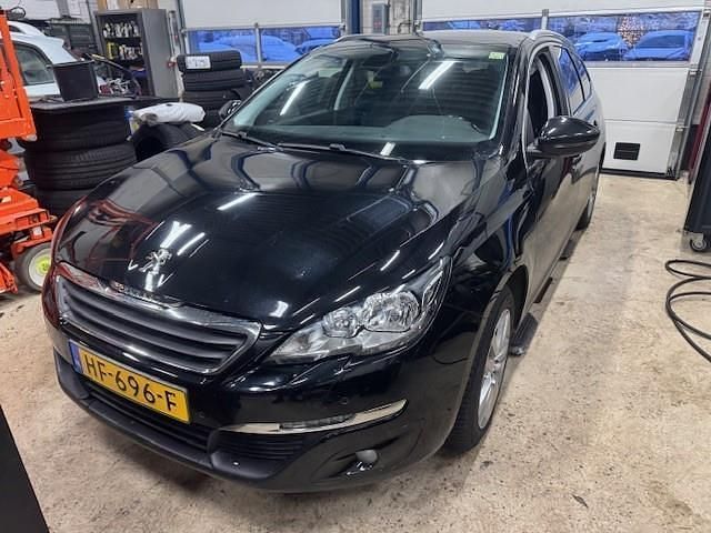 Occasion Peugeot 308 SW 120 PK (88 kW) 2015 Zwart Stationwagen