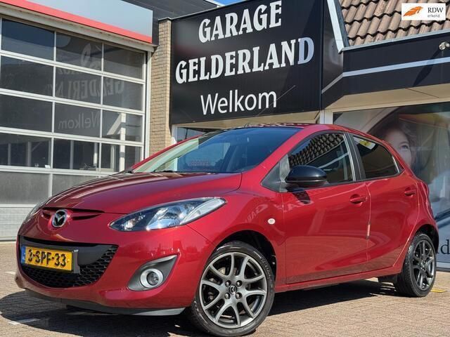 Rood Gebruikt 2013 Mazda 2 Hatchback | € 7.500 (Eerlijke prijs) - Afbeelding 1/4